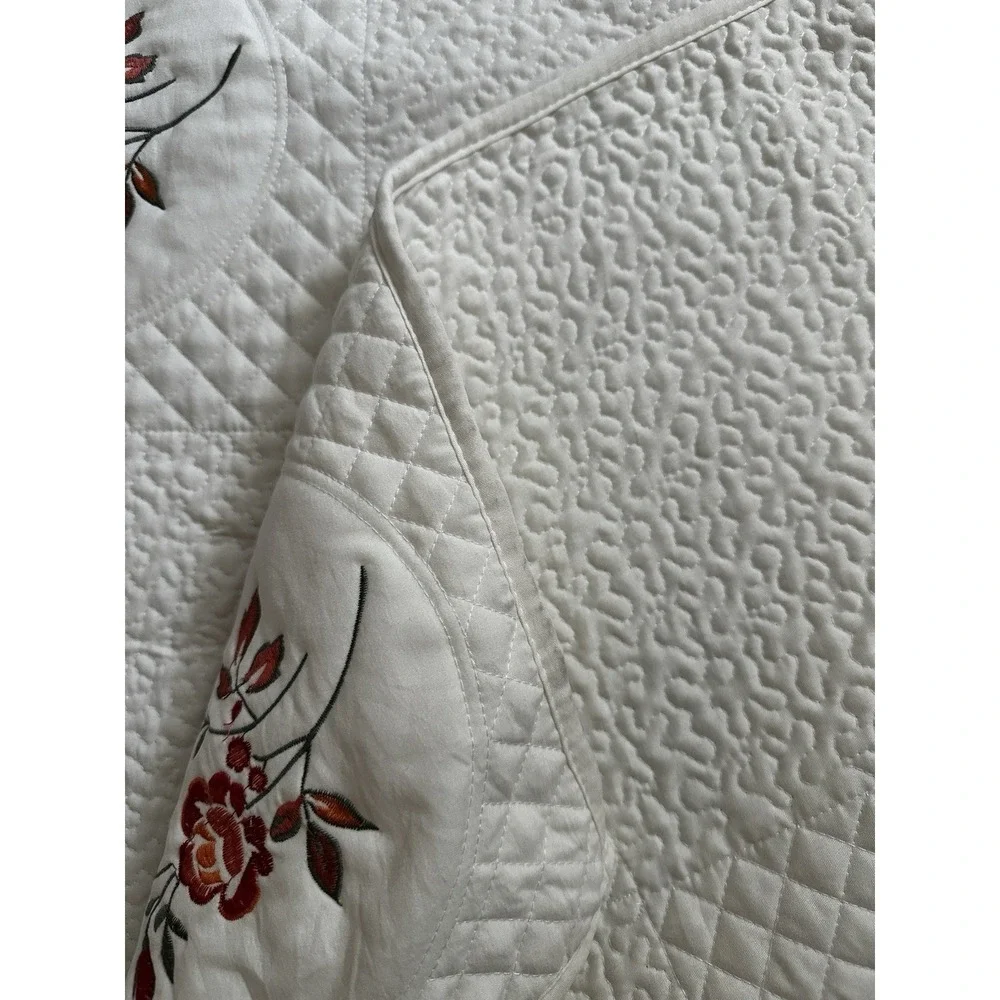 Queen/king quilted coverlet, 86 x 102 white, red floral embroidery Lightweight